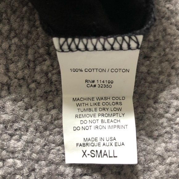 Roxy Black Shirt - Picture 4 of 4